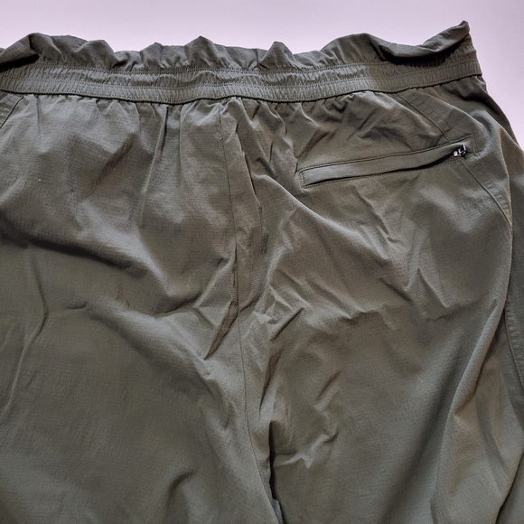 Athleta Trekkie High Rise Parachute Pant Aspen Olive Green Street wear XL tall - Picture 4 of 13